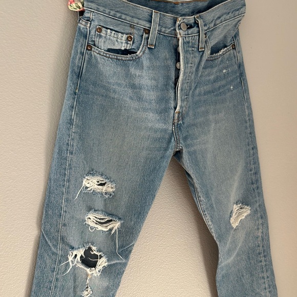 LEVI'S Premium 501 S Jeans Women's W27/L28 High Rise Ripped Distressed - Picture 5 of 11